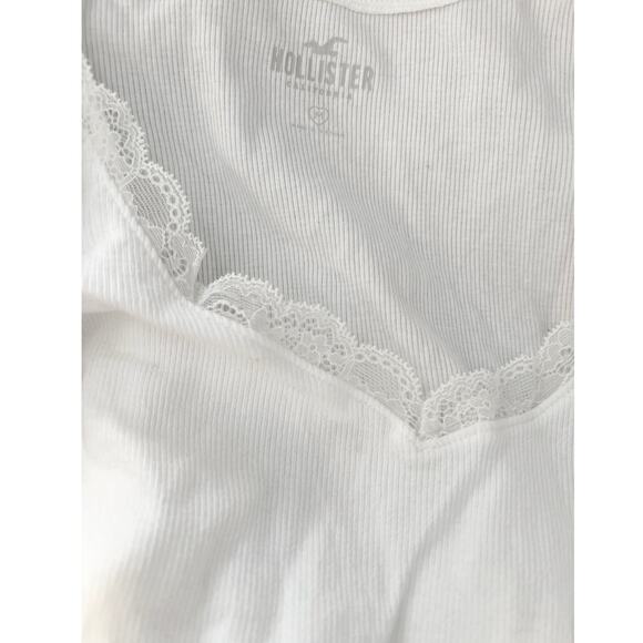 NWOT Hollister California White Lace Trim Ribbed Short Sleeve Top Size M - Picture 3 of 5